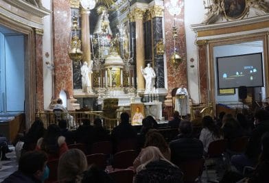 Los jóvenes rezan por las vocaciones y por la paz en Ucrania en la Vigilia de Oración en la Basílica